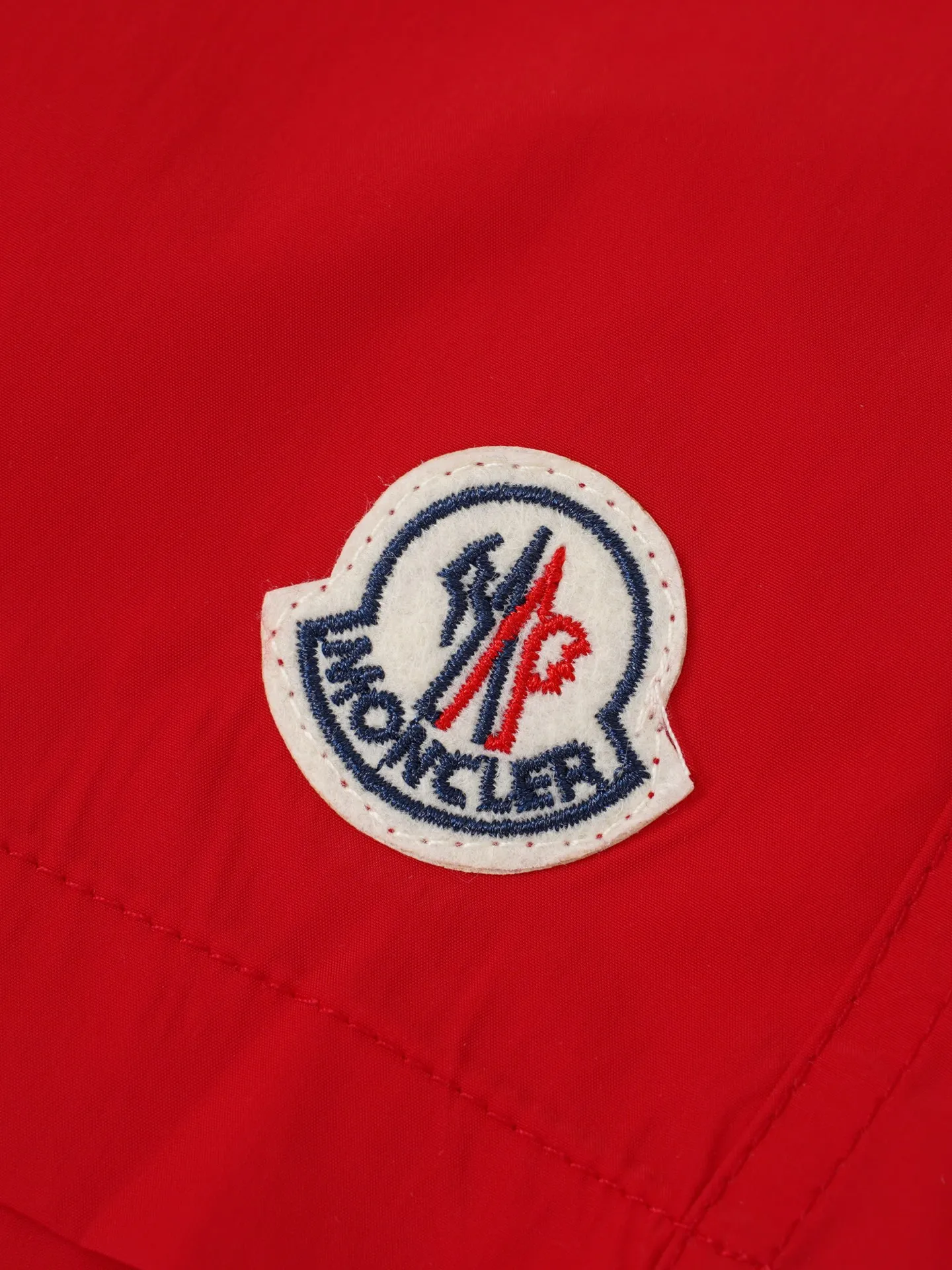Moncler logo Lace-Up ● ：3110 ● ： ● ： ● ：Green Red Black ● ： ● ： 210 ●Size：S-M-L-XL ● ： ， ， Breathable ， 。 Navy Blue ， ， ， 。 ， ， 。 ， ， Quality 。 ， ， 。 ， Navy Blue Classic ， ， 。 ， ， Same Style ， ， ， ， Same Style！
